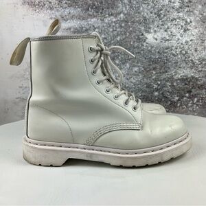 537tos Doc Marten’s MOno smooth laceup  Boots unisex men's 8 women's 9